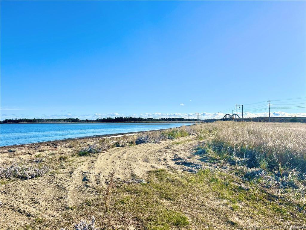 









Lot


St-Paul

ST,
Bas-Caraquet,







NB
E1W 6C7

