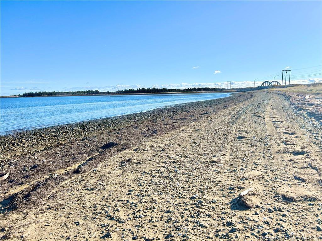 









Lot


St-Paul

ST,
Bas-Caraquet,







NB
E1W 6C7

