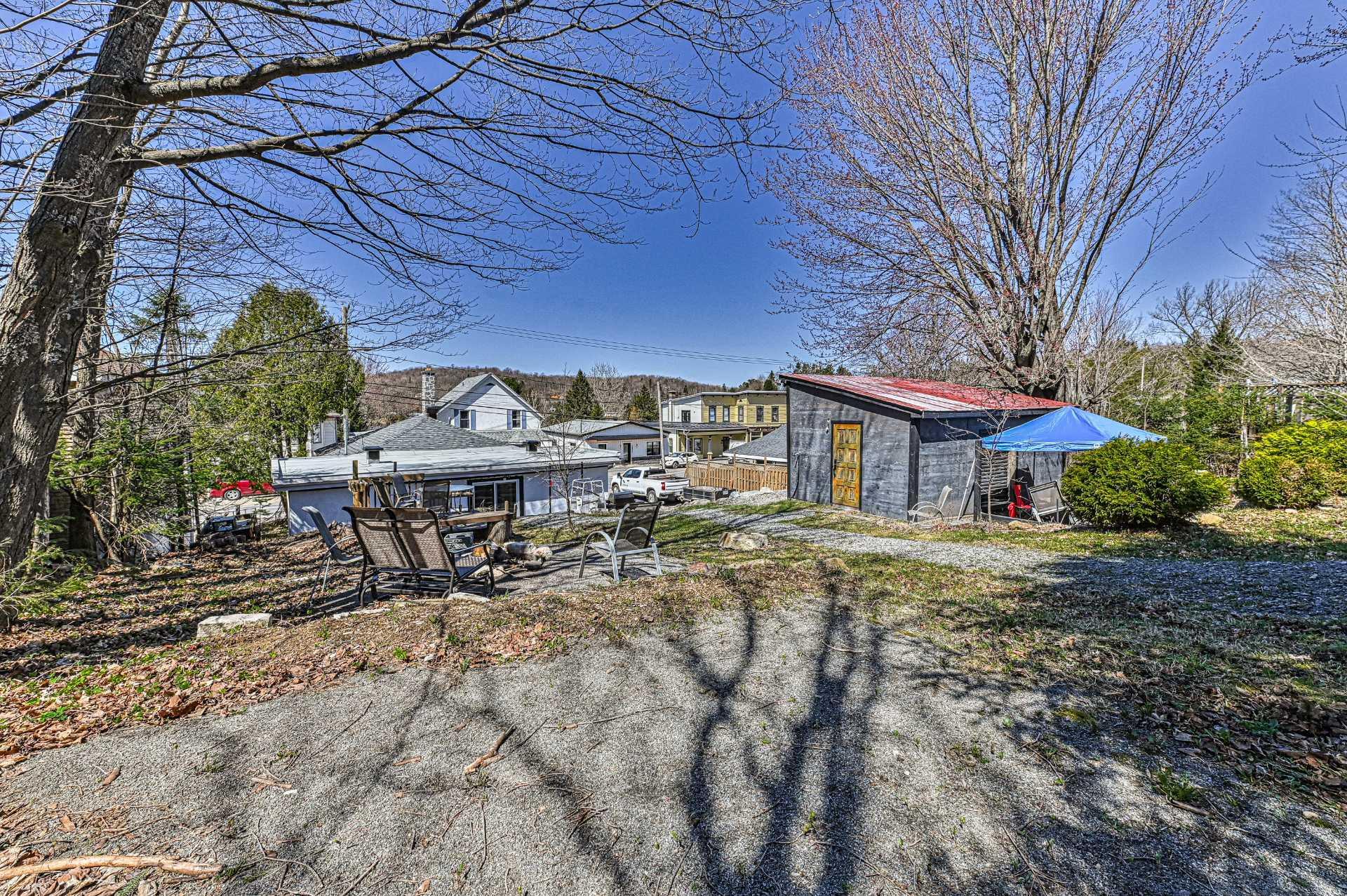 









1770


Rue Principale

,
Mont-Blanc,




QC
J0T2G0

