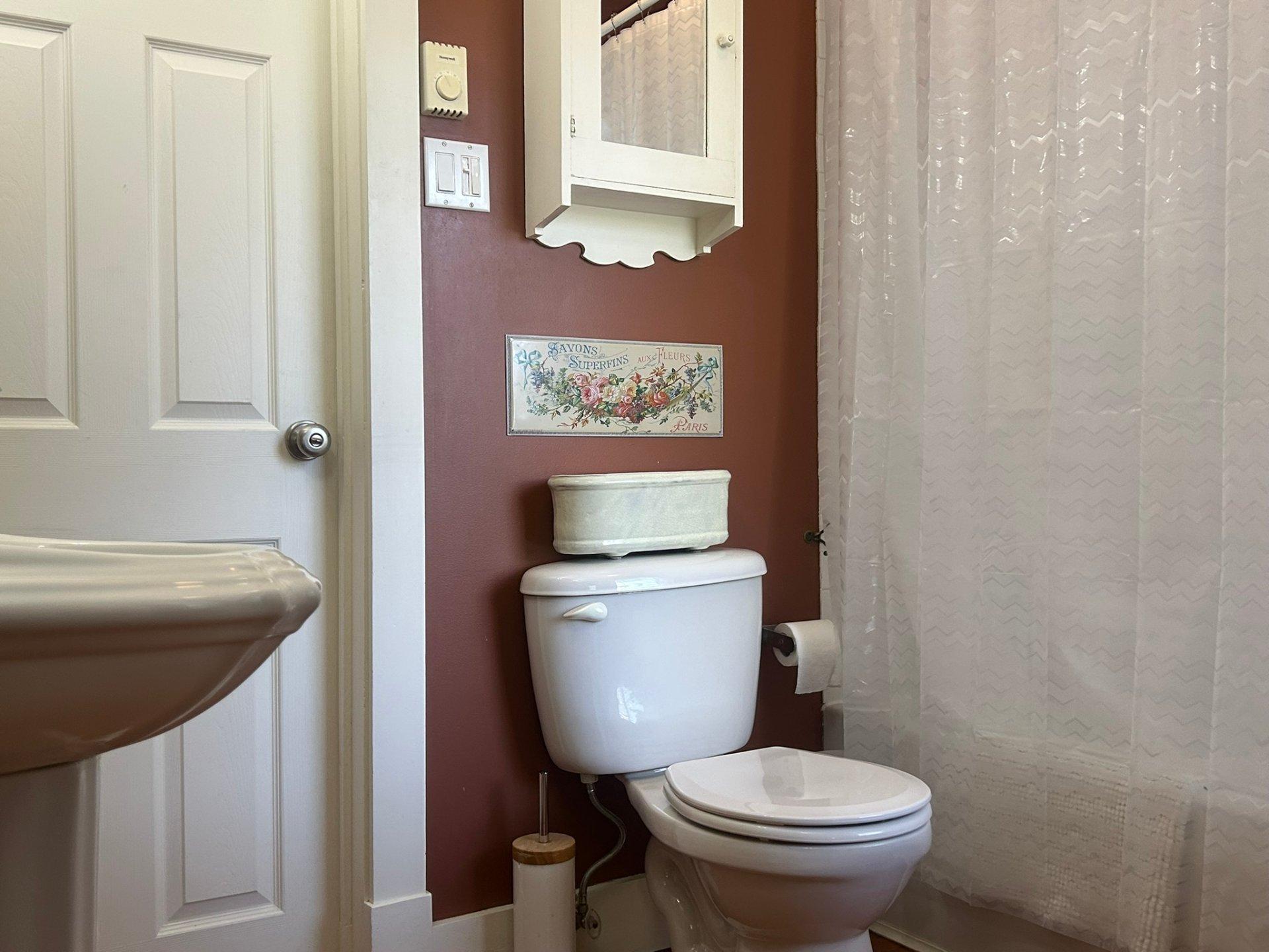 









65


Rue Victoria

,
Lac-Brome,




QC
J0E1V0

