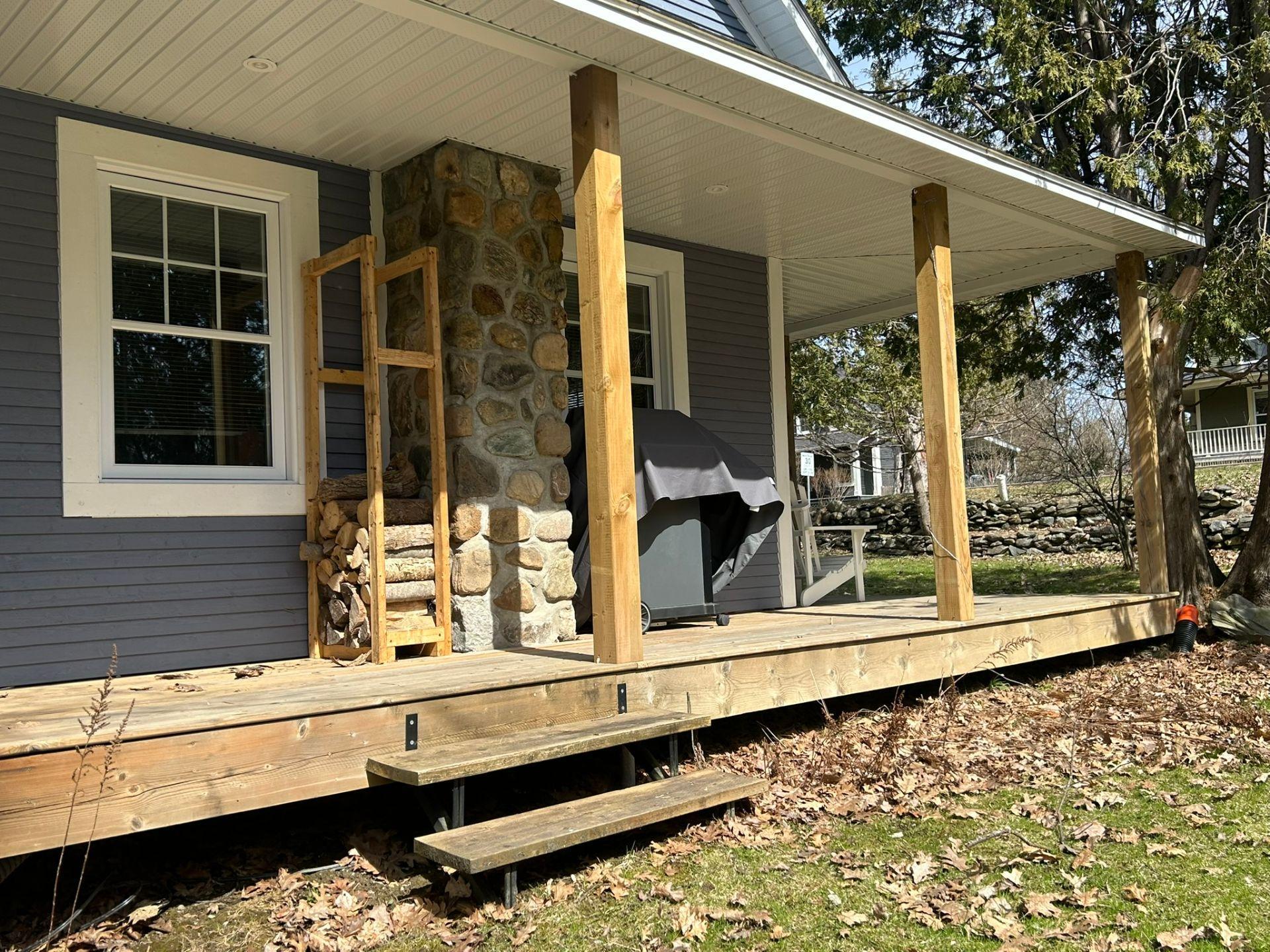 









65


Rue Victoria

,
Lac-Brome,




QC
J0E1V0


