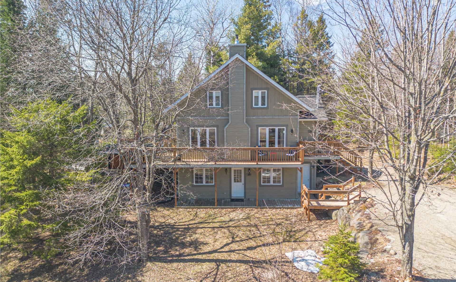 









130

 - 132


Rue du Patrimoine

,
Mont-Blanc,




QC
J0V1J3

