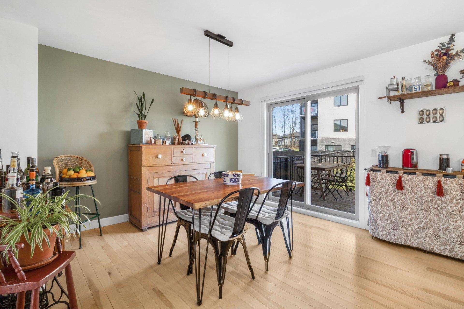 









22


Rue Picken

,
Waterloo,




QC
J0E2N0

