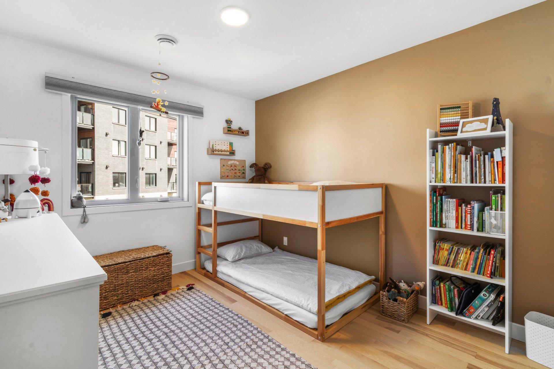 









22


Rue Picken

,
Waterloo,




QC
J0E2N0

