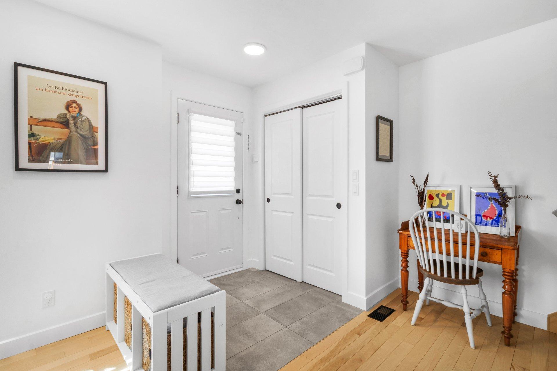 









22


Rue Picken

,
Waterloo,




QC
J0E2N0

