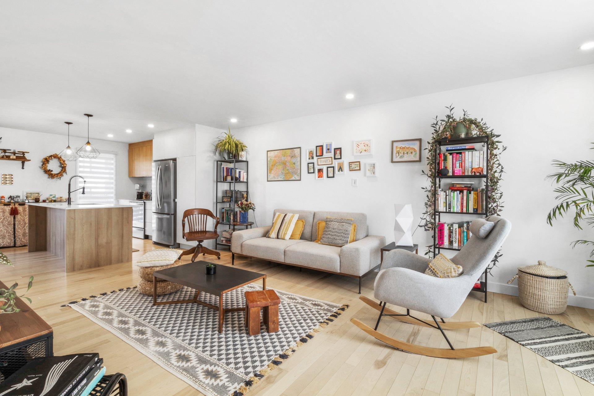 









22


Rue Picken

,
Waterloo,




QC
J0E2N0

