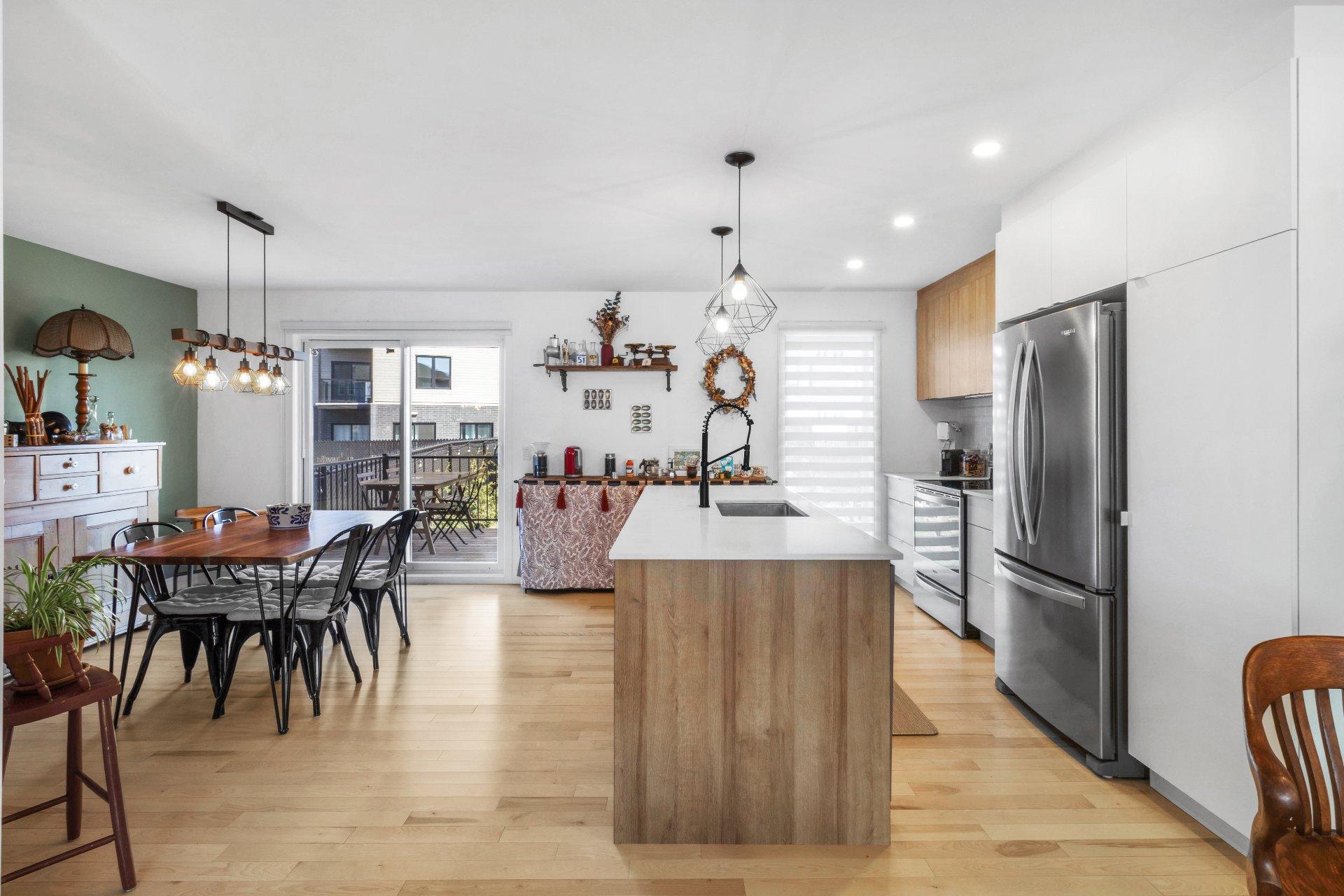 









22


Rue Picken

,
Waterloo,




QC
J0E2N0

