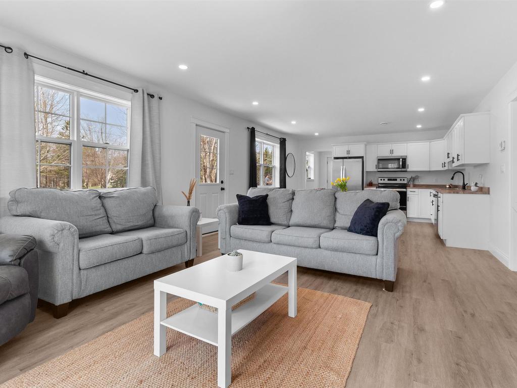 












734 St. Charles Road

,
St. Charles,




PE
C0A 2B0

