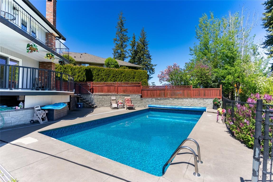 









2617


Golf Course

Drive,
Blind Bay,




BC
V0E 1H2

