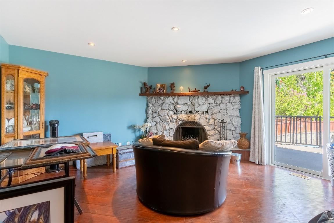









2617


Golf Course

Drive,
Blind Bay,




BC
V0E 1H2

