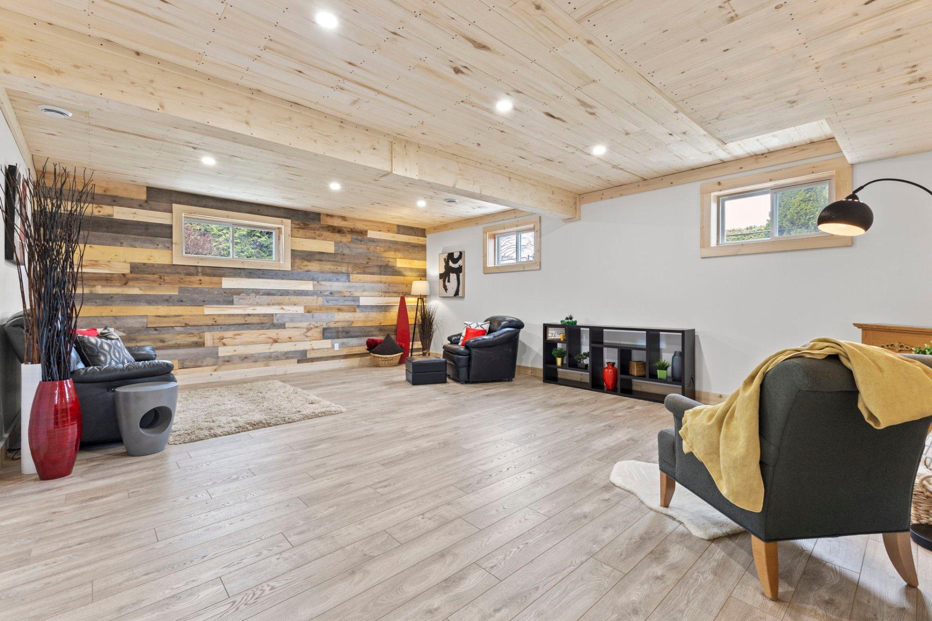 









8


Rue Jobin

,
Gatineau (Gatineau),




QC
J8V3T1

