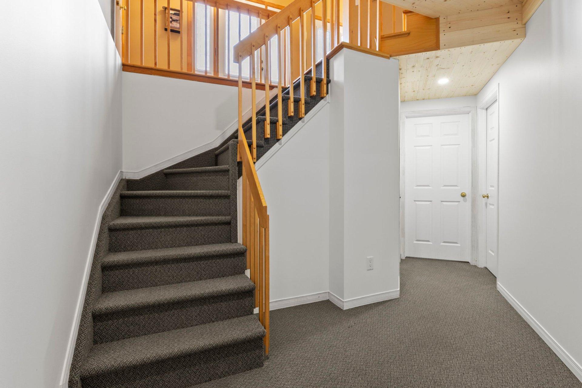 









8


Rue Jobin

,
Gatineau (Gatineau),




QC
J8V3T1


