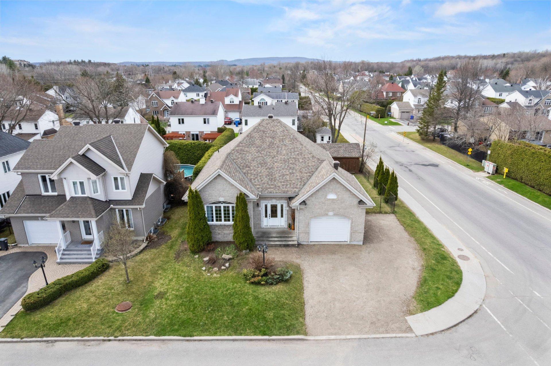 









8


Rue Jobin

,
Gatineau (Gatineau),




QC
J8V3T1


