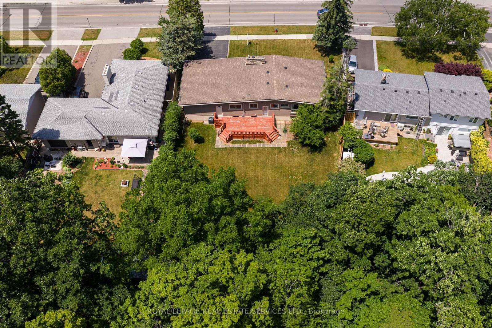 












1106 FALGARWOOD DRIVE

,
Oakville,




Ontario
L6H1N9

