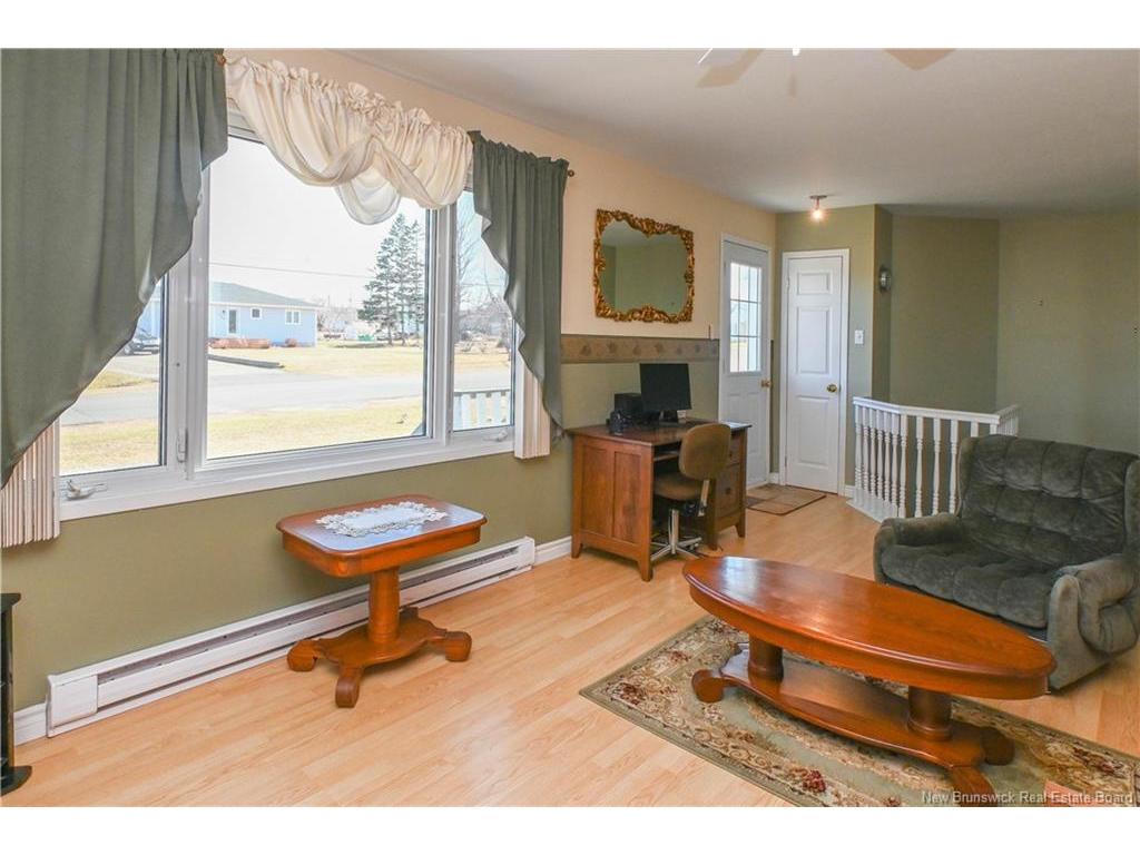 









359


rue de l'le

ST,
Caraquet,




NB
E1W 1B5

