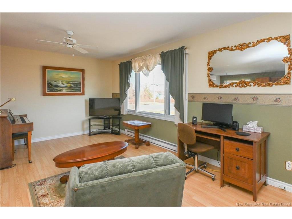 









359


rue de l'le

ST,
Caraquet,




NB
E1W 1B5

