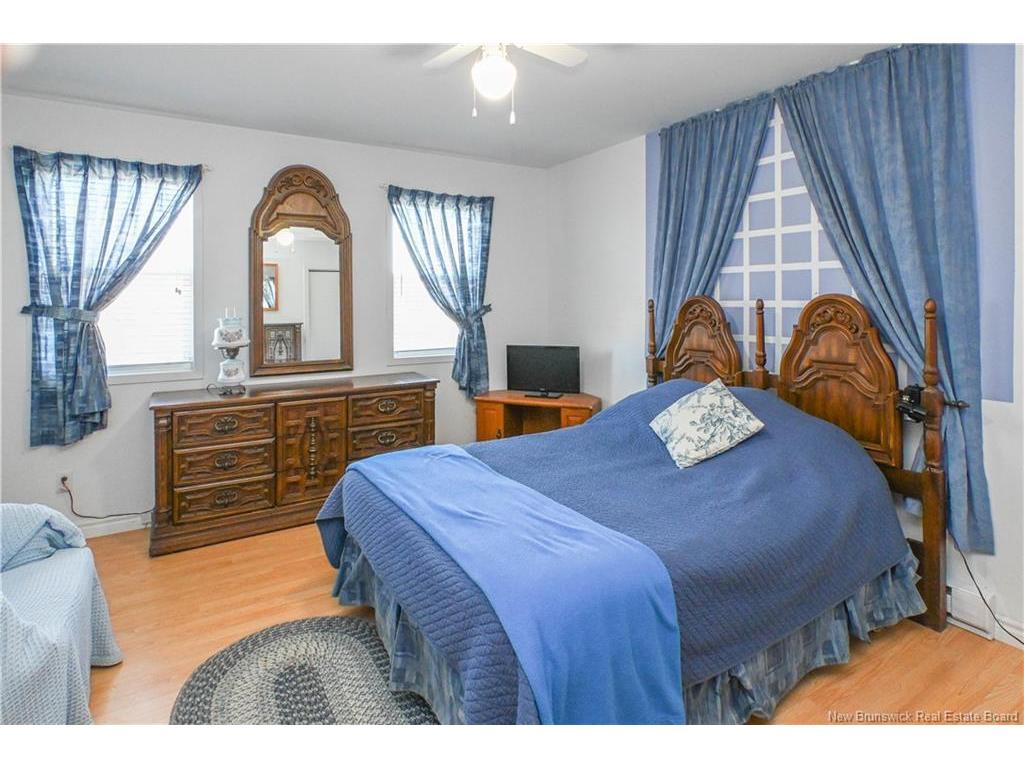 









359


rue de l'le

ST,
Caraquet,




NB
E1W 1B5

