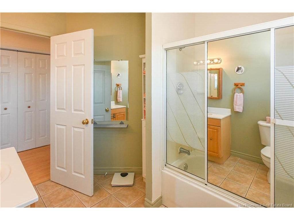 









359


rue de l'le

ST,
Caraquet,




NB
E1W 1B5


