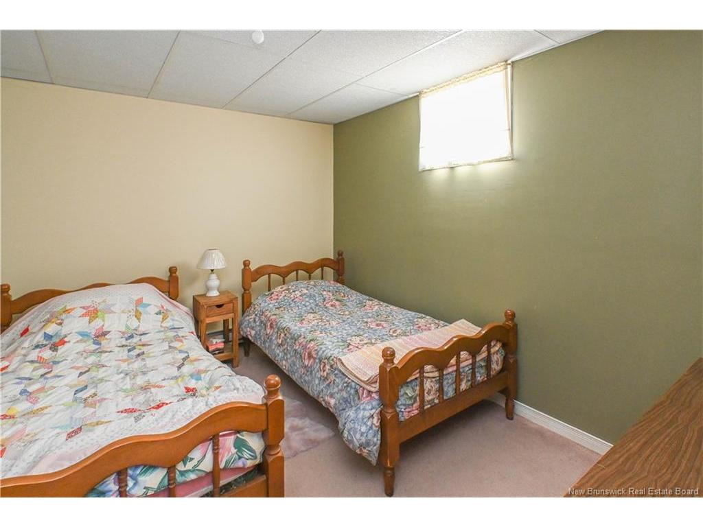 









359


rue de l'le

ST,
Caraquet,




NB
E1W 1B5

