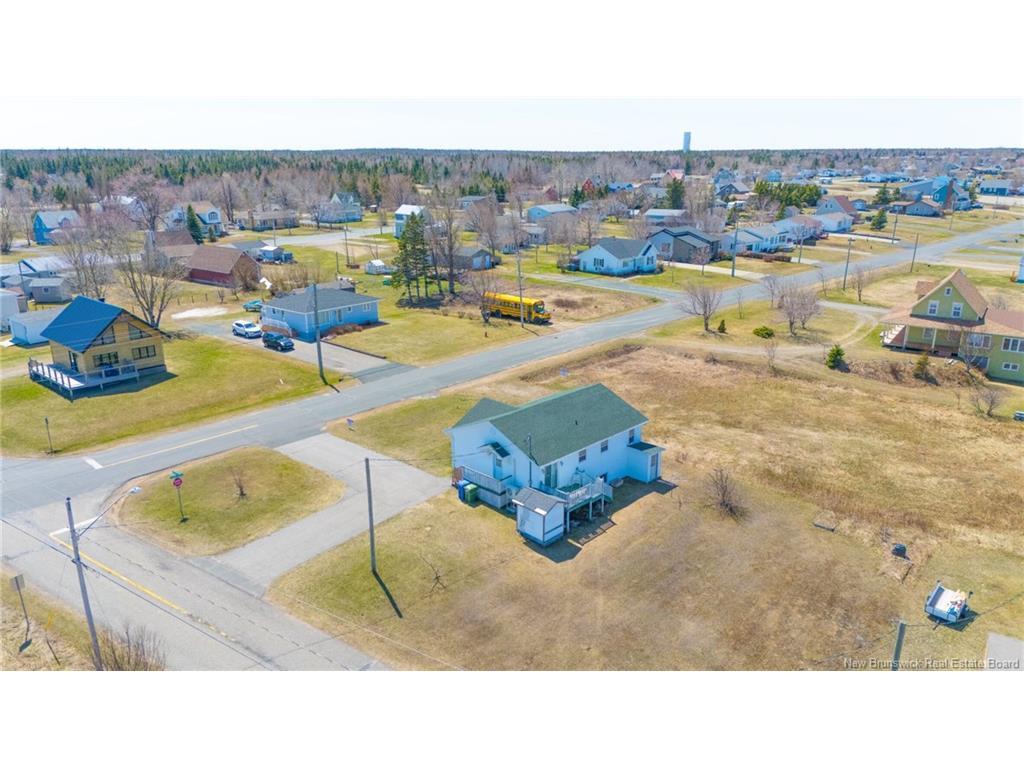 









359


rue de l'le

ST,
Caraquet,




NB
E1W 1B5

