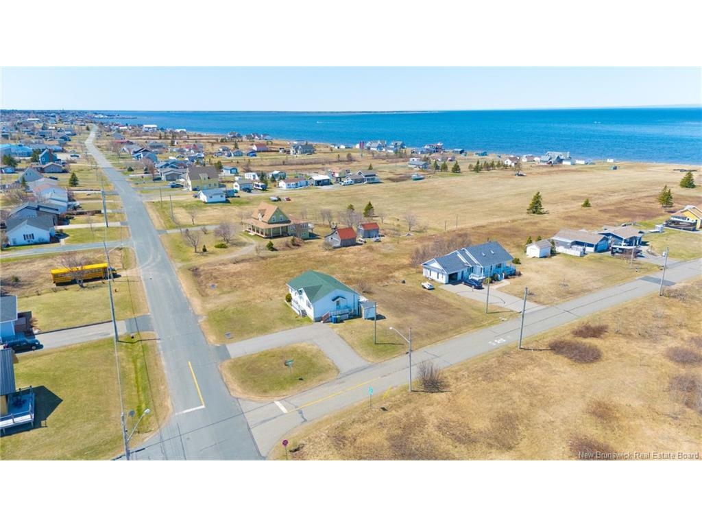 









359


rue de l'le

ST,
Caraquet,




NB
E1W 1B5

