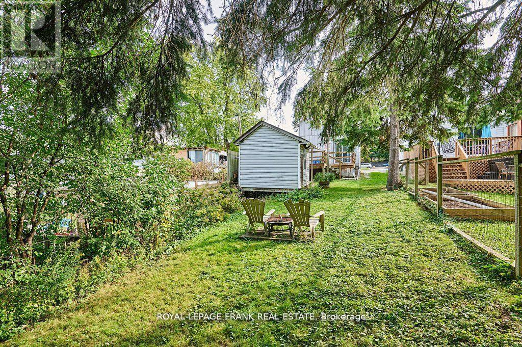 












493 ST. LAWRENCE AVENUE

,
Oshawa (Central),




Ontario
L1H4C3

