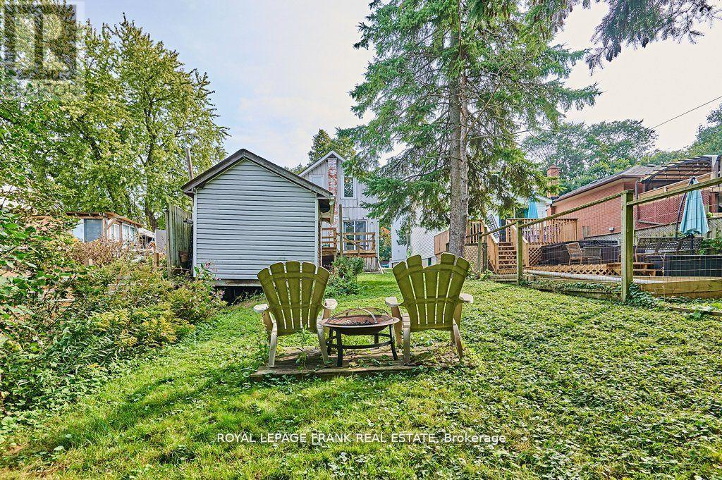 












493 ST. LAWRENCE AVENUE

,
Oshawa (Central),




Ontario
L1H4C3

