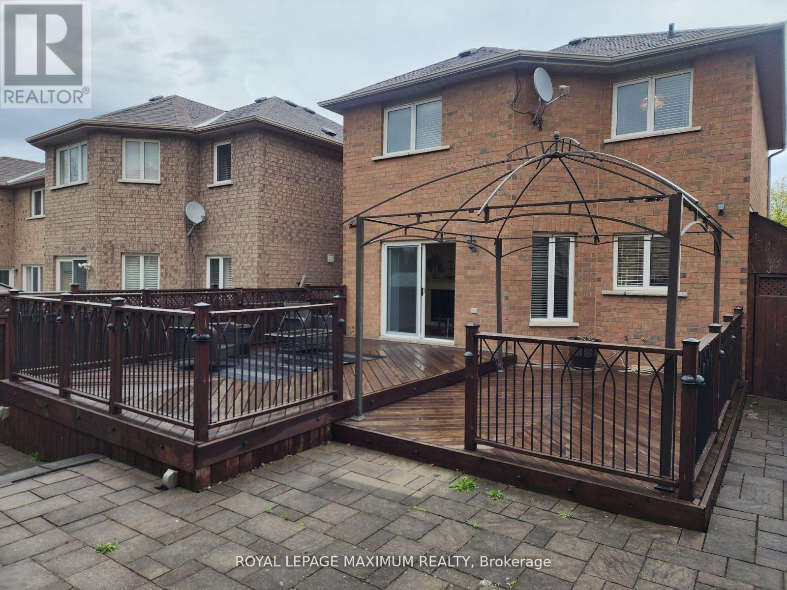 












141 PANORAMA CRESCENT

,
Vaughan,




Ontario
L4H1J9

