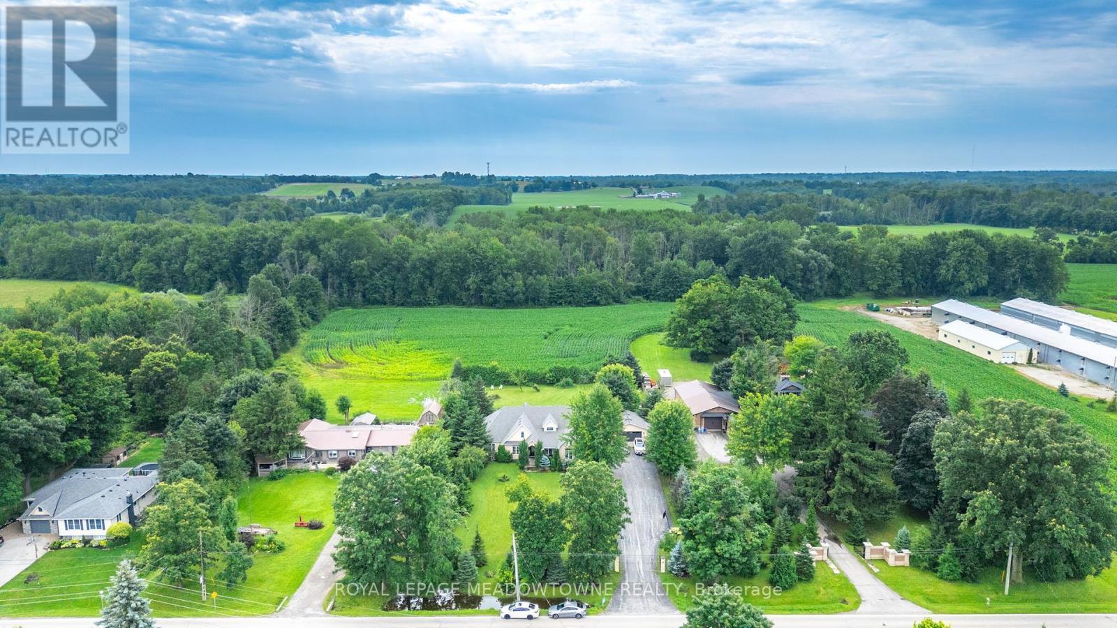 












128 CARLISLE ROAD

,
Hamilton,




Ontario
L8B0Z8

