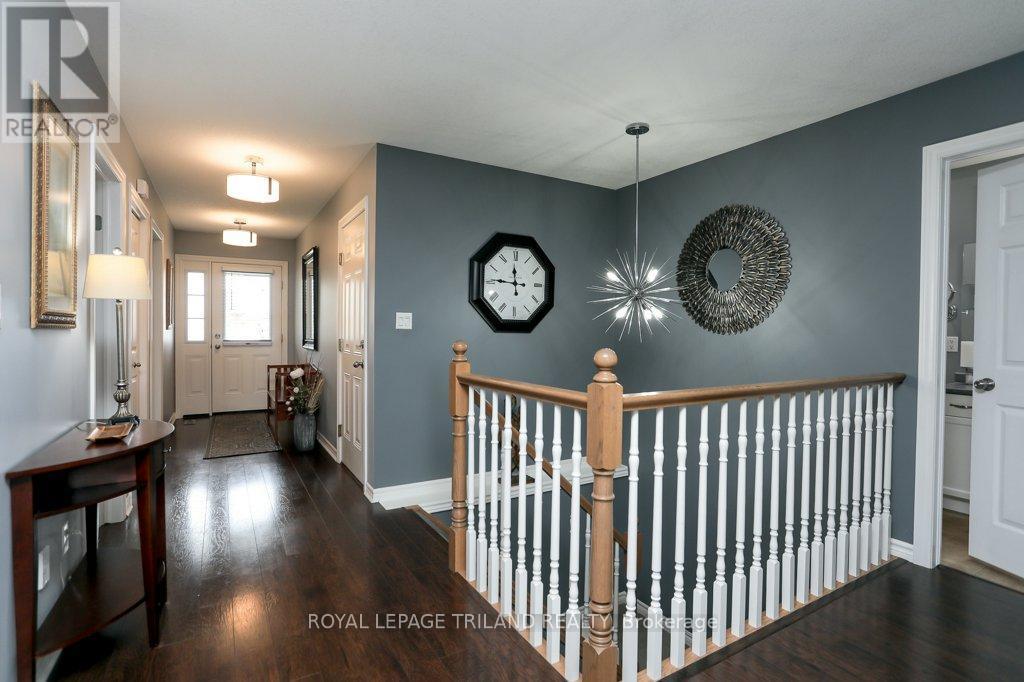 












40 PEAR TREE AVENUE

,
St. Thomas,




Ontario
N5R1L2

