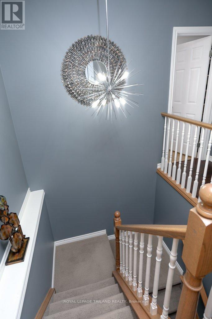 












40 PEAR TREE AVENUE

,
St. Thomas,




Ontario
N5R1L2

