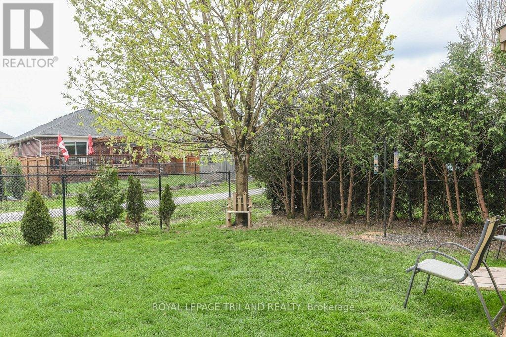 












40 PEAR TREE AVENUE

,
St. Thomas,




Ontario
N5R1L2

