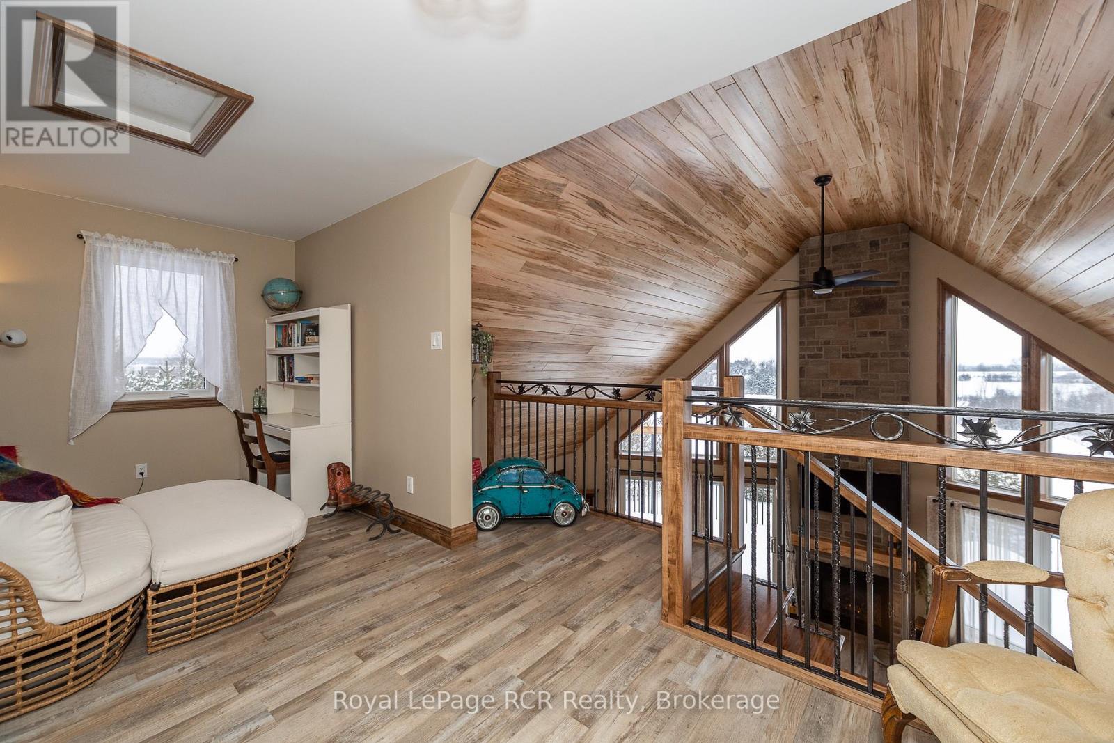 












742654 SIDEROAD 4B SIDE ROAD

,
Chatsworth,




Ontario
N0H1G0

