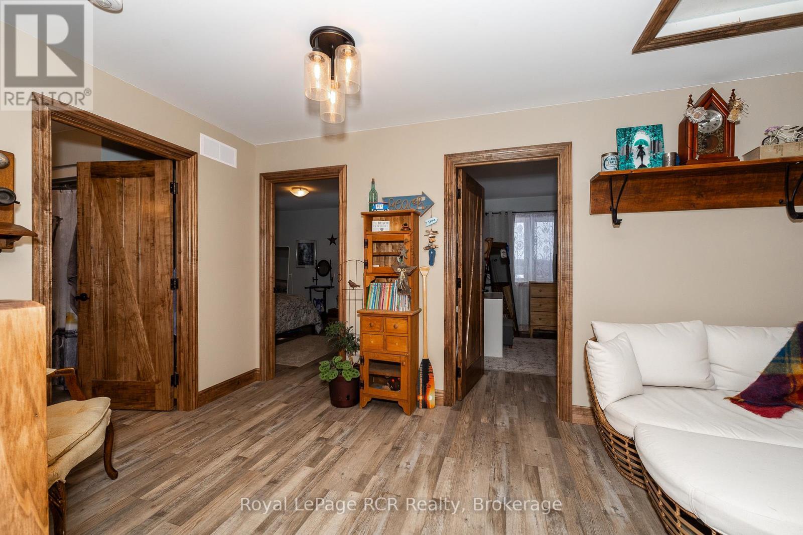 












742654 SIDEROAD 4B SIDE ROAD

,
Chatsworth,




Ontario
N0H1G0

