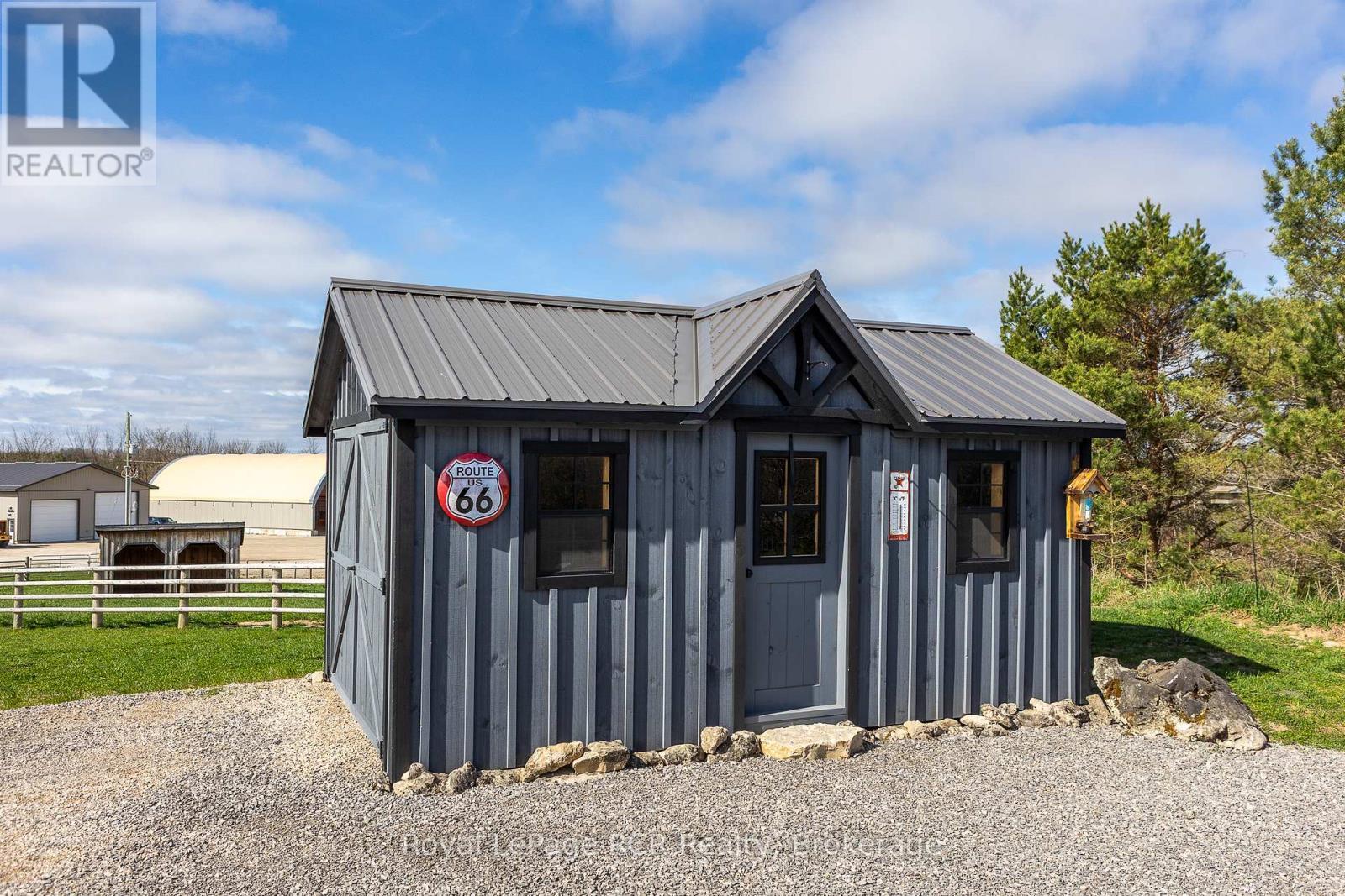 












742654 SIDEROAD 4B SIDE ROAD

,
Chatsworth,




Ontario
N0H1G0

