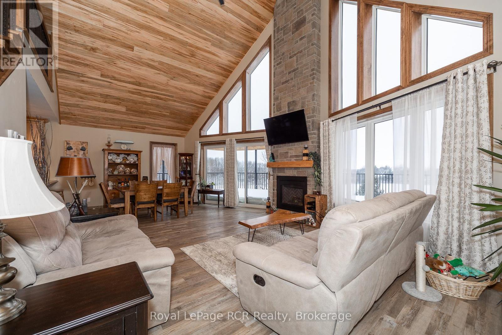 












742654 SIDEROAD 4B SIDE ROAD

,
Chatsworth,




Ontario
N0H1G0

