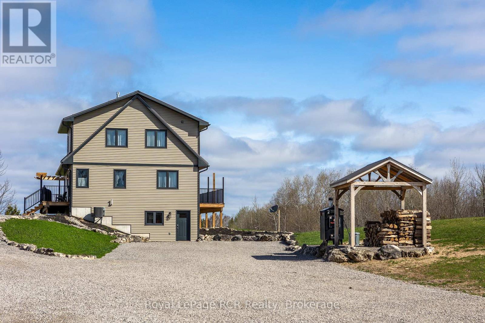 












742654 SIDEROAD 4B SIDE ROAD

,
Chatsworth,




Ontario
N0H1G0

