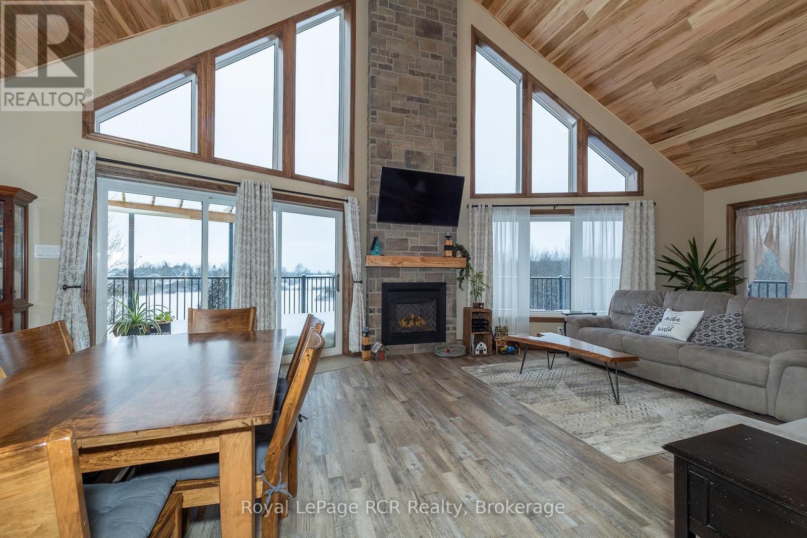 












742654 SIDEROAD 4B SIDE ROAD

,
Chatsworth,




Ontario
N0H1G0

