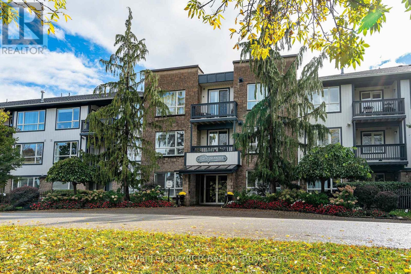 












2006 - 750 JOHNSTON PARK AVENUE

,
Collingwood,




Ontario
L9Y5C7

