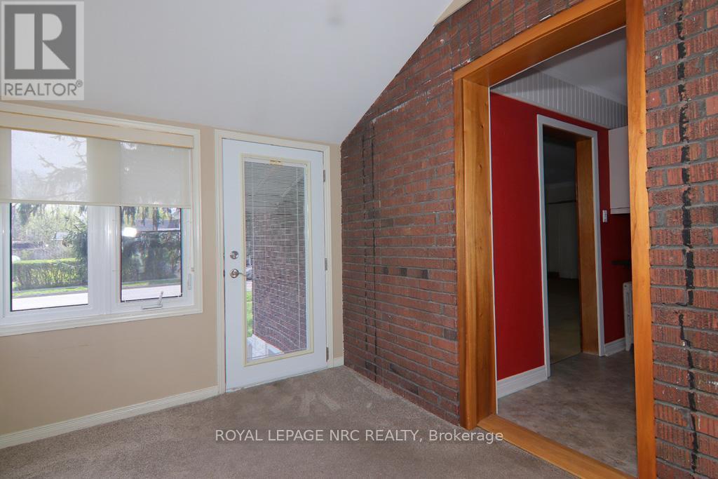 












300 PHIPPS STREET

,
Fort Erie (Central),




Ontario
L2A2V6

