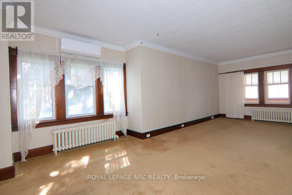 












300 PHIPPS STREET

,
Fort Erie (Central),




Ontario
L2A2V6

