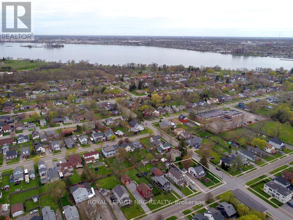 












300 PHIPPS STREET

,
Fort Erie (Central),




Ontario
L2A2V6

