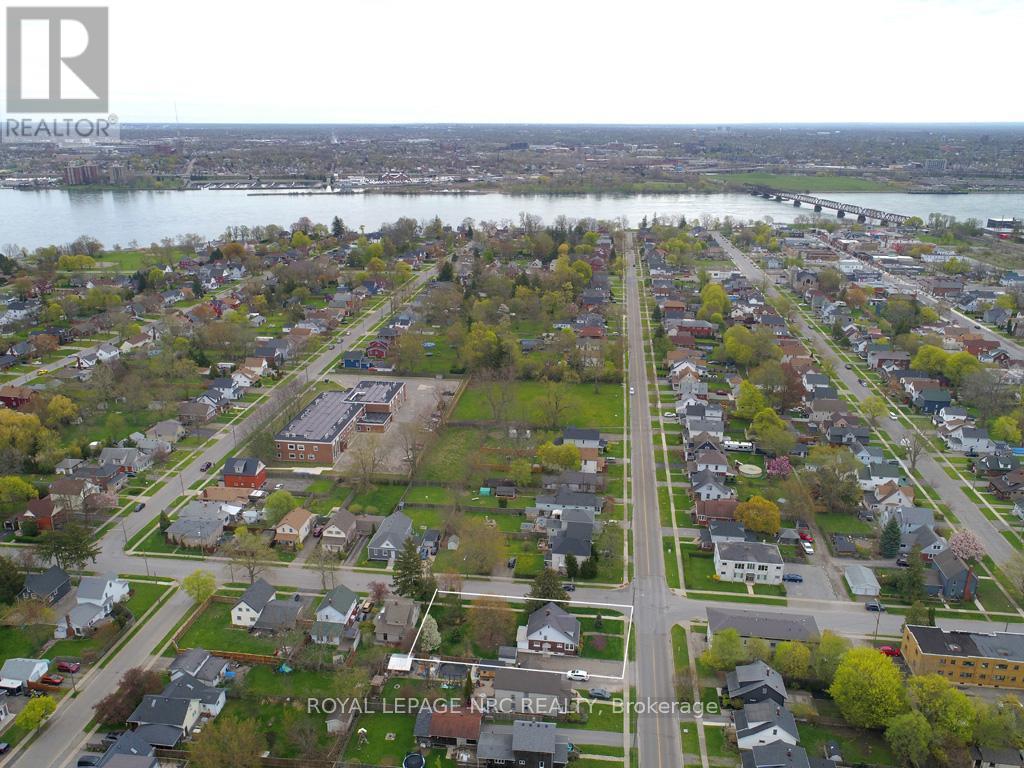 












300 PHIPPS STREET

,
Fort Erie (Central),




Ontario
L2A2V6


