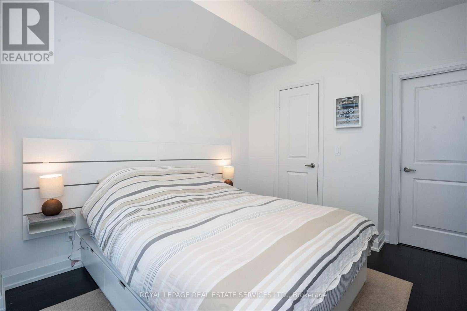 












1107 - 65 SPEERS ROAD

,
Oakville,




Ontario
L6K3V5

