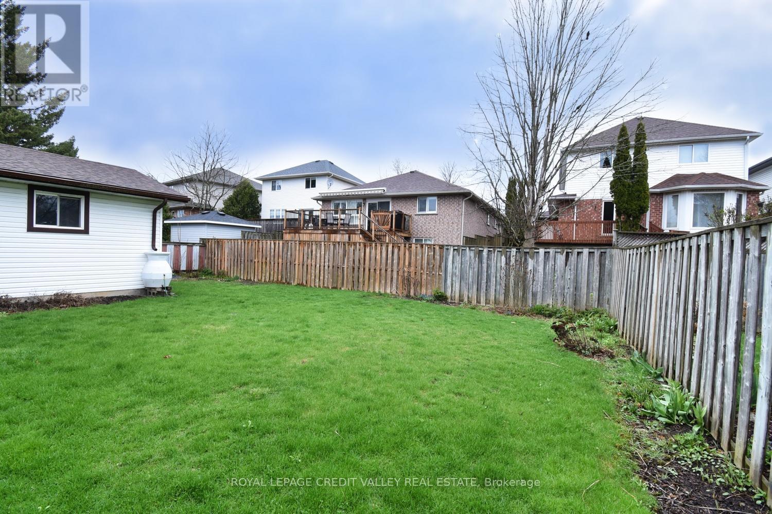 












73 CHELTONWOOD AVENUE

,
Guelph,




Ontario
N1E4E4

