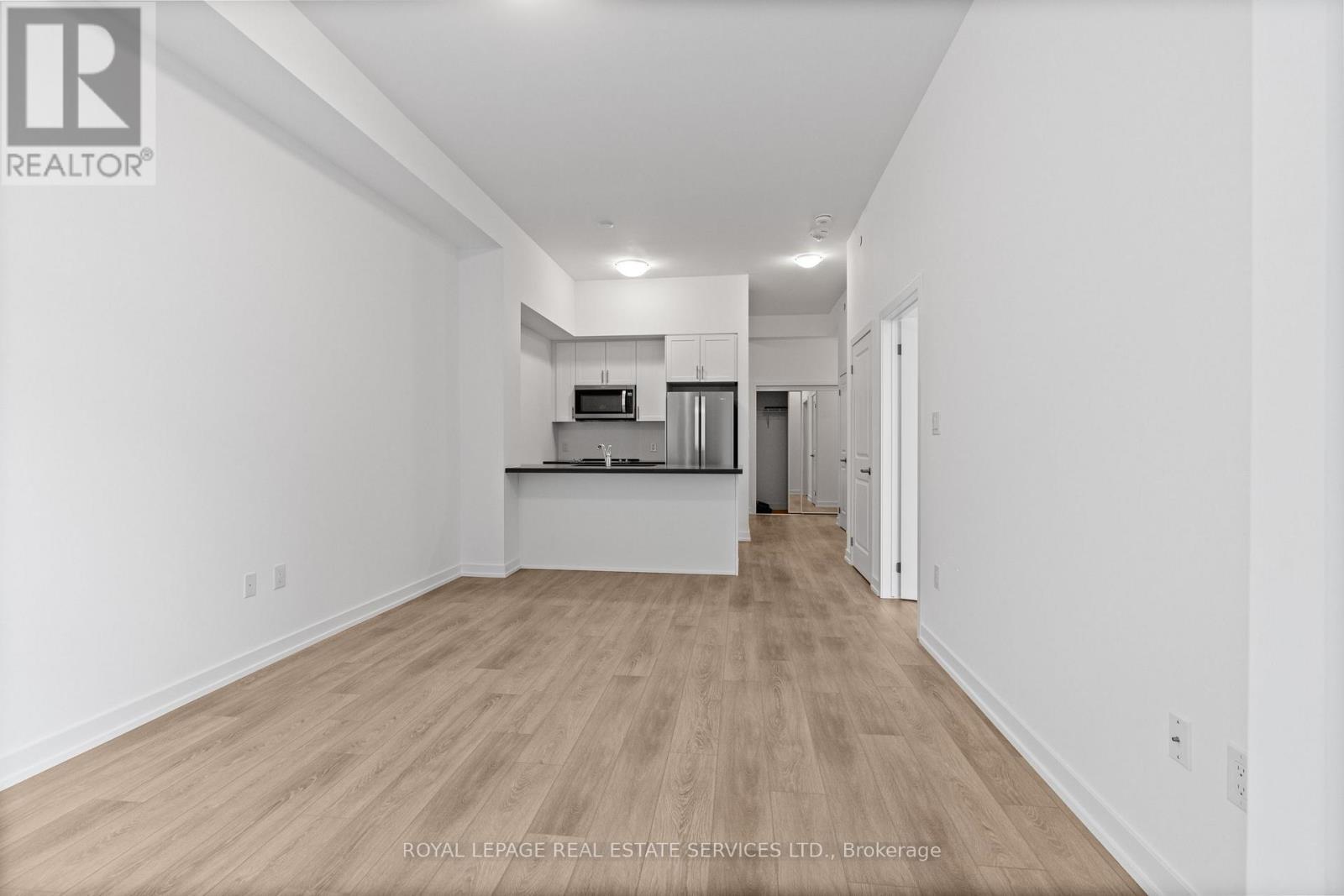 












525 - 460 DUNDAS STREET E

,
Hamilton,




Ontario
L8B2A5


