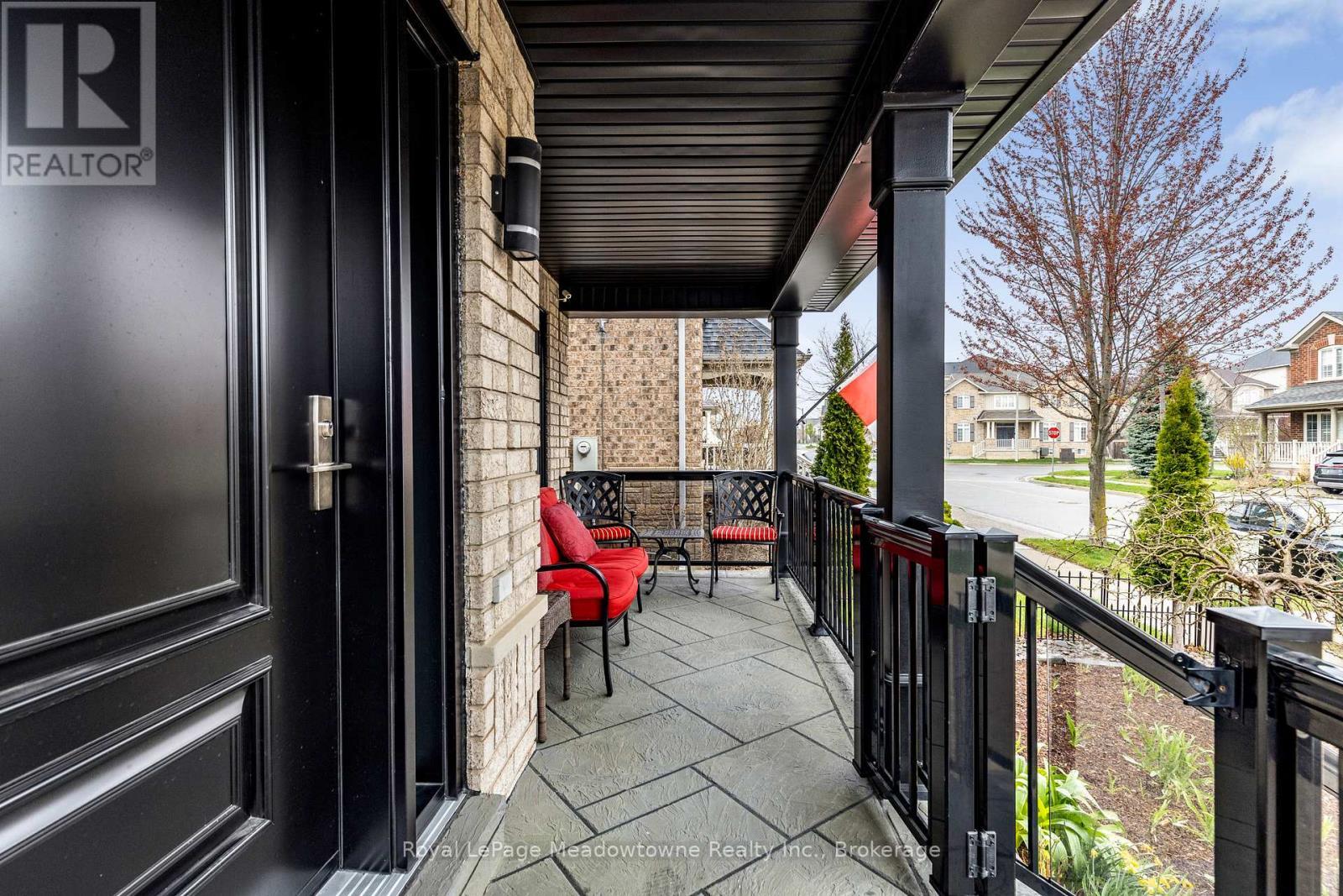 












1235 FIELD DRIVE

,
Milton (CL Clarke),




Ontario
L9T6G4

