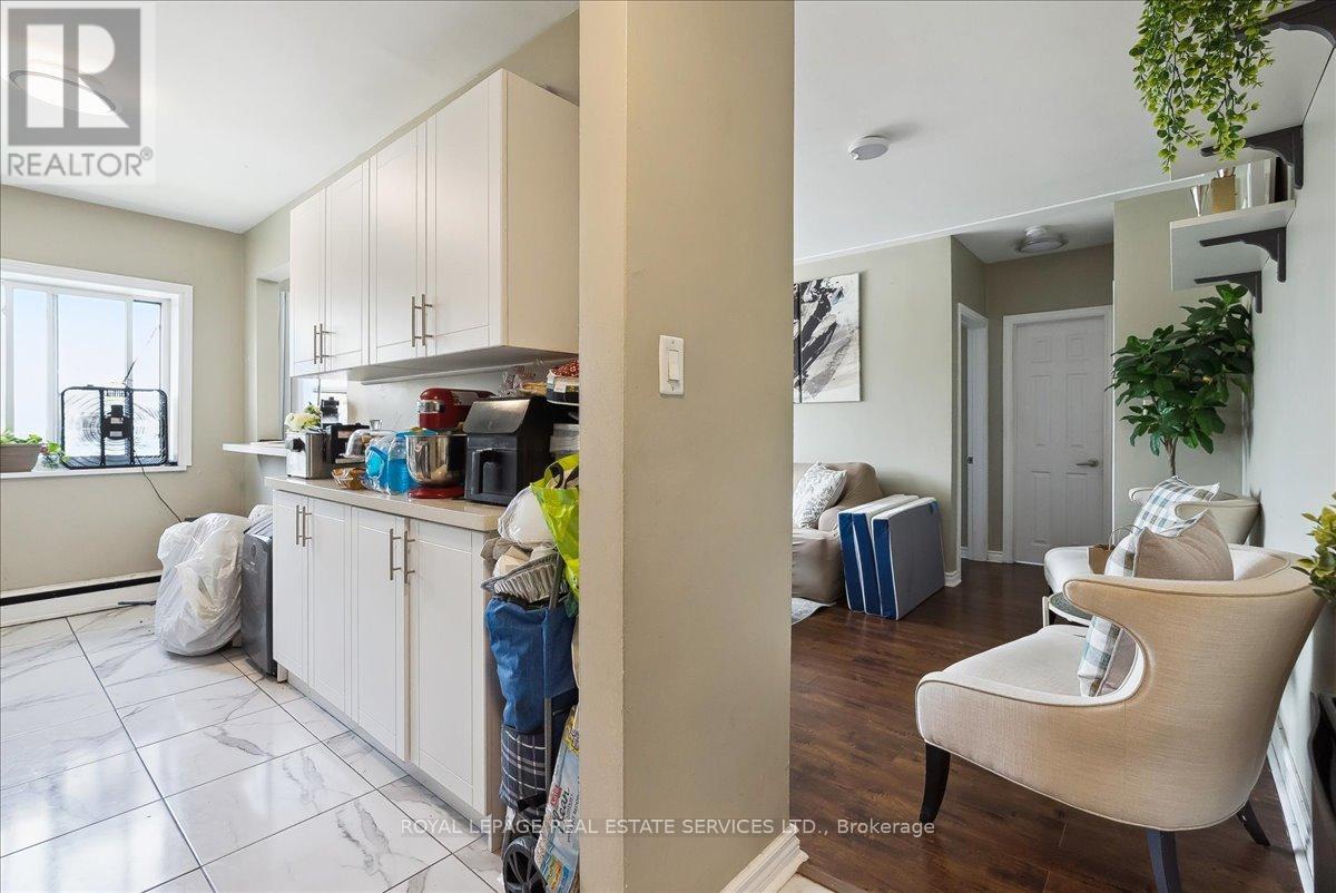 












291 EAST 38TH STREET

,
Hamilton,




Ontario
L8V4G2

