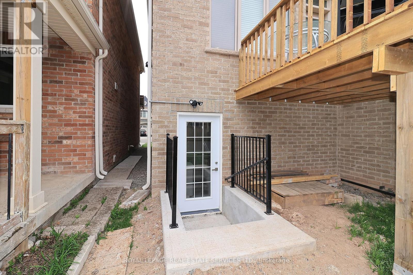












BASEMENT - 3188 PRESERVE DRIVE

,
Oakville,




Ontario
L6M0V9

