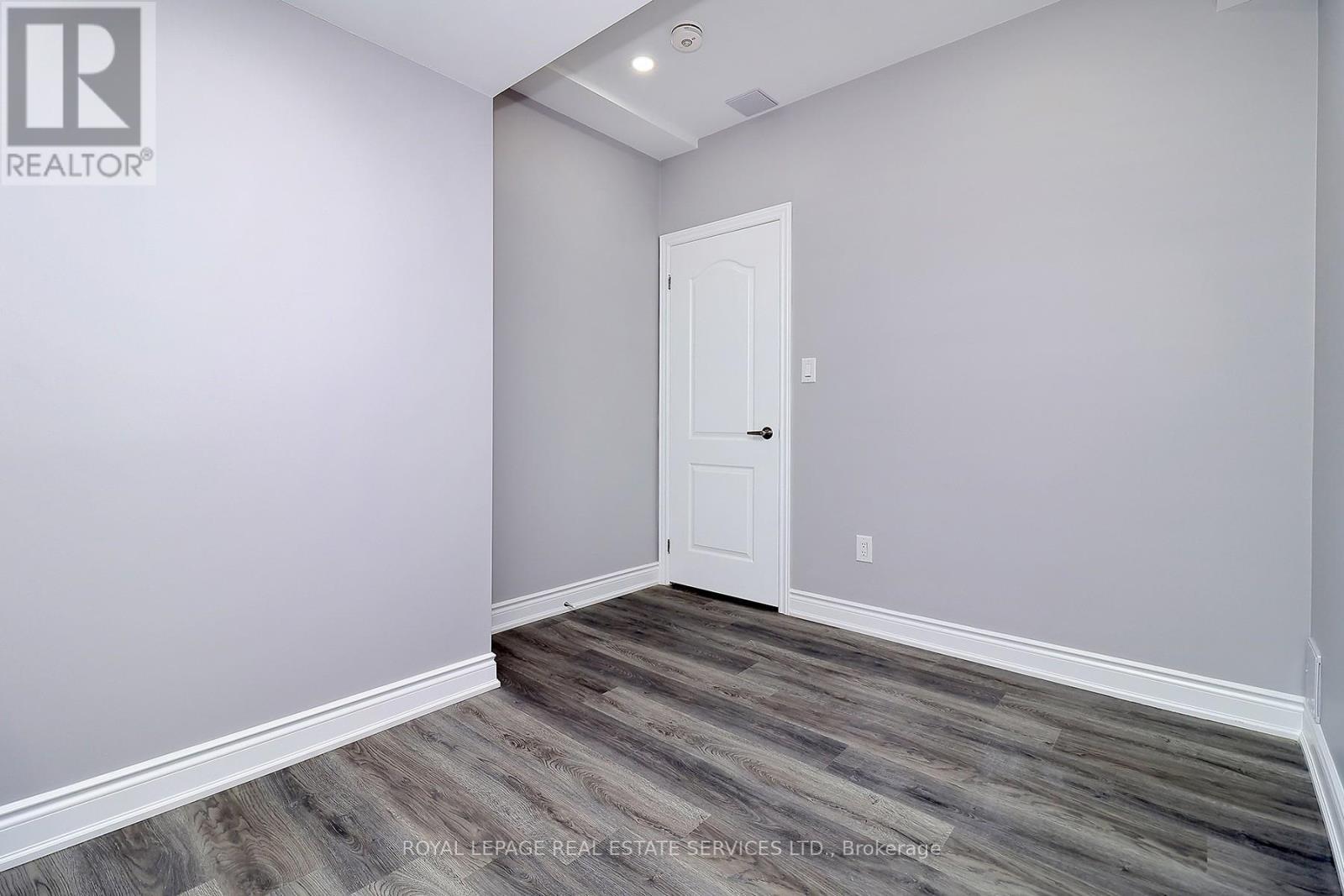 












BASEMENT - 3188 PRESERVE DRIVE

,
Oakville,




Ontario
L6M0V9


